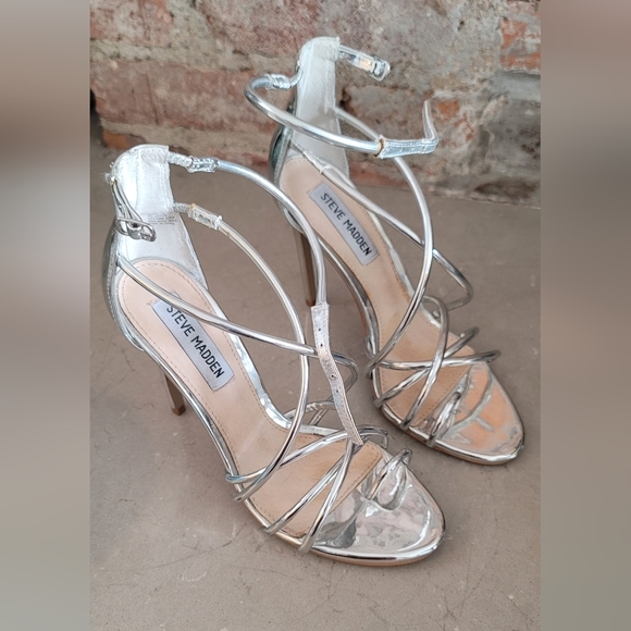 Silver Steve Madden Heels - Picture 1 of 8